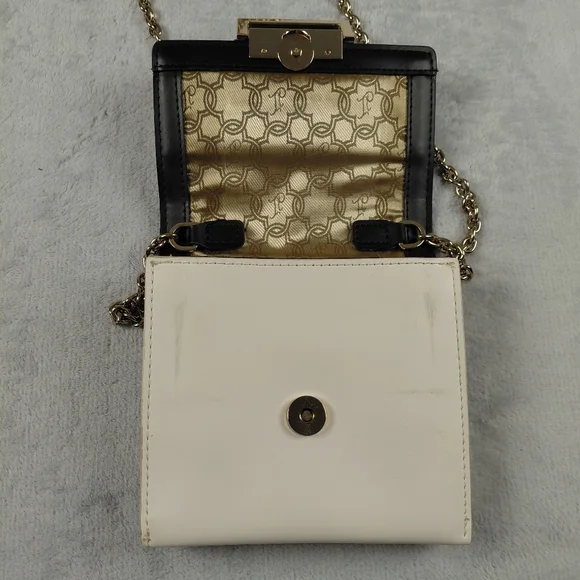 Ivanka Trump Small Purse - Picture 3 of 13